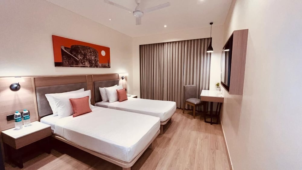 Superior Twin Room - Photo 1