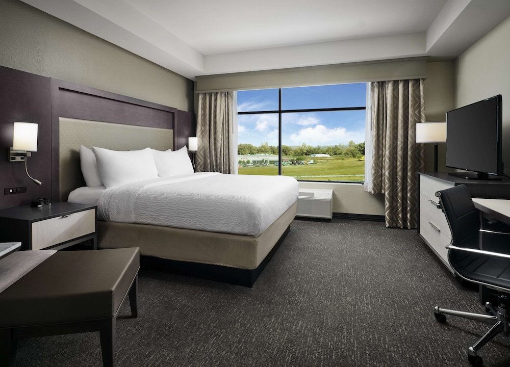 Standard Room, 1 King Bed, Accessible, Kitchen (Full Kitchen) - Photo 1