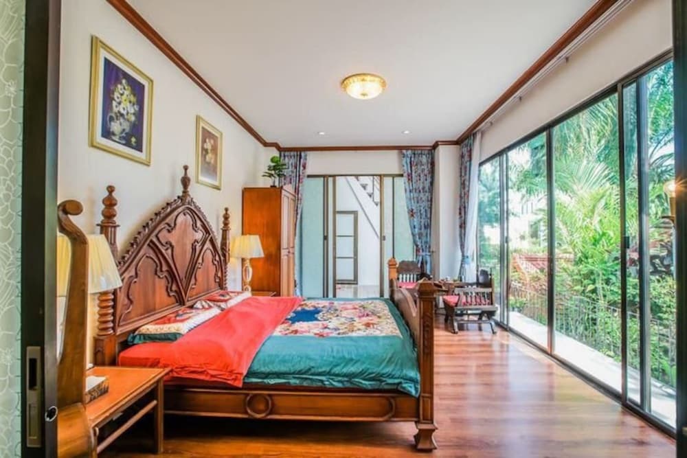 5-Bedroom Private Pool Villa photo 1