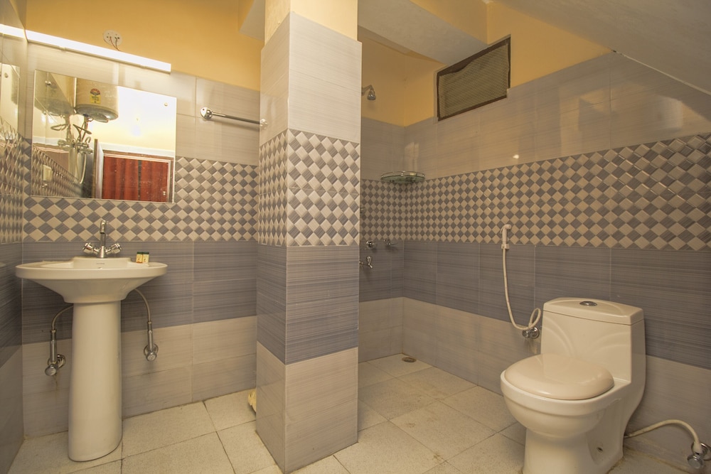 Double Or Twin Room photo 2