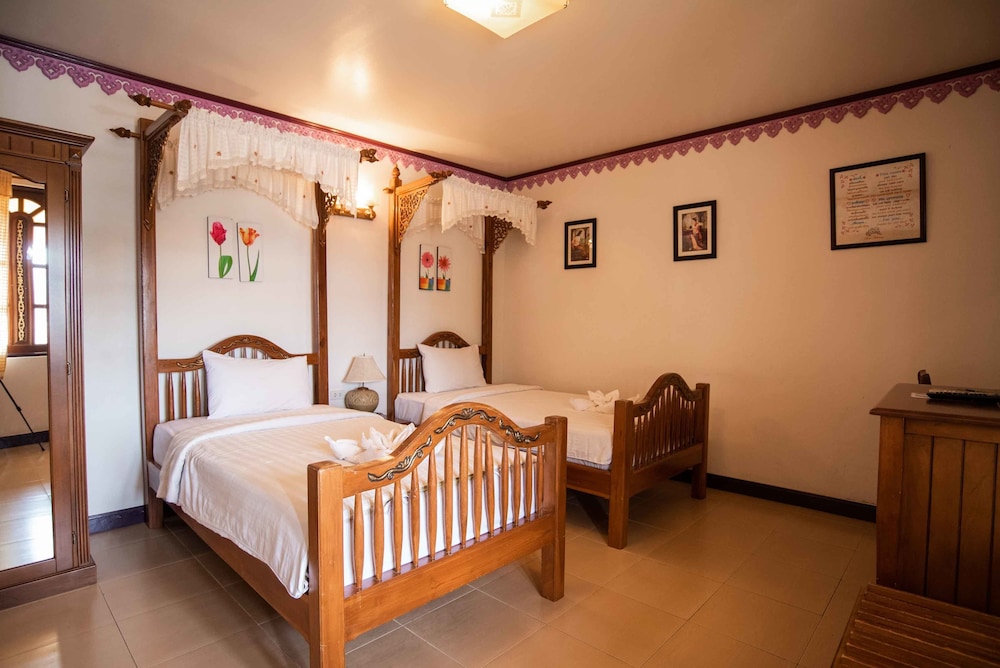 Superior Twin Room photo 2