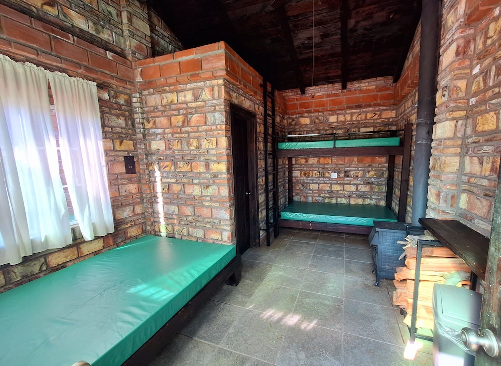 Family Cabin, 1 Bedroom, Non Smoking, Pets Allowed photo 1