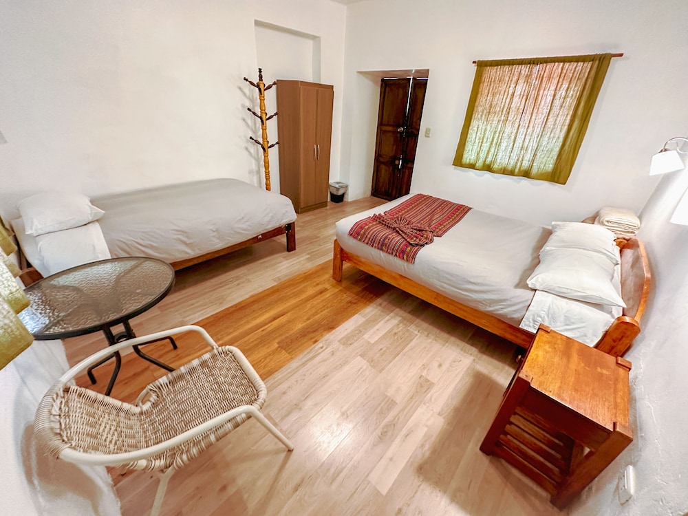Comfort Room, 1 Bedroom, Private Bathroom photo 2