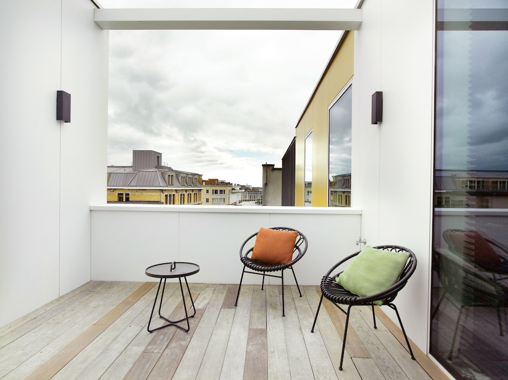 Luxury Apartment, Balcony photo 2