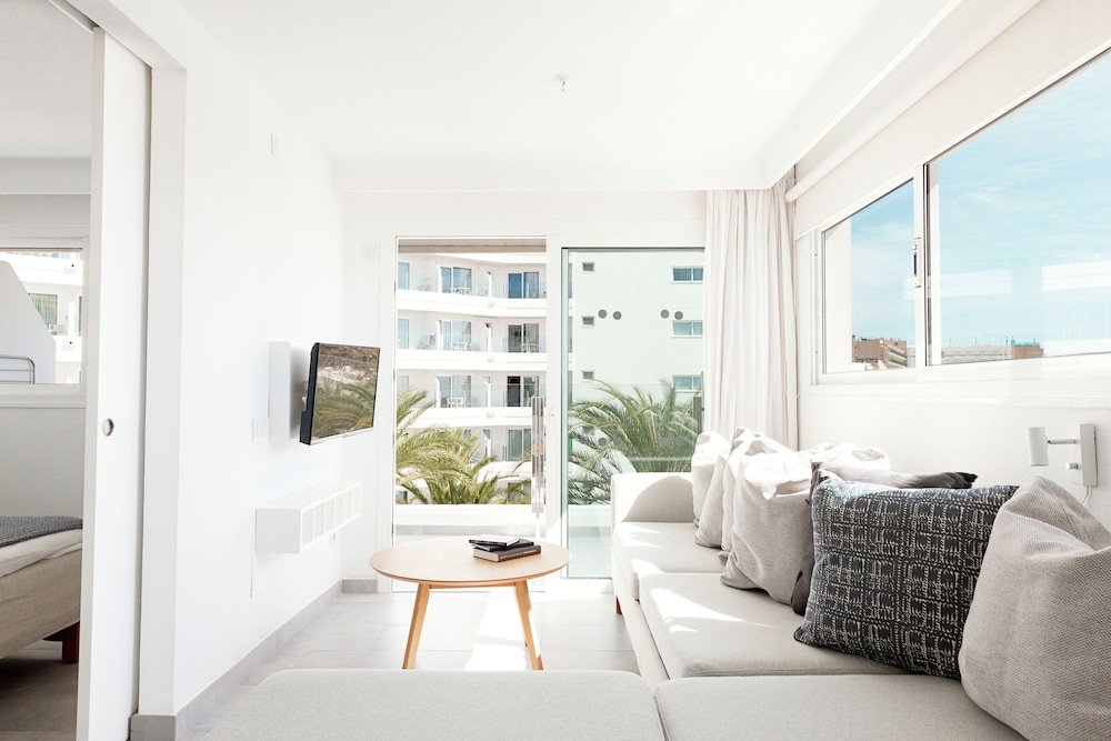 Standard Apartment, Sea View FSE