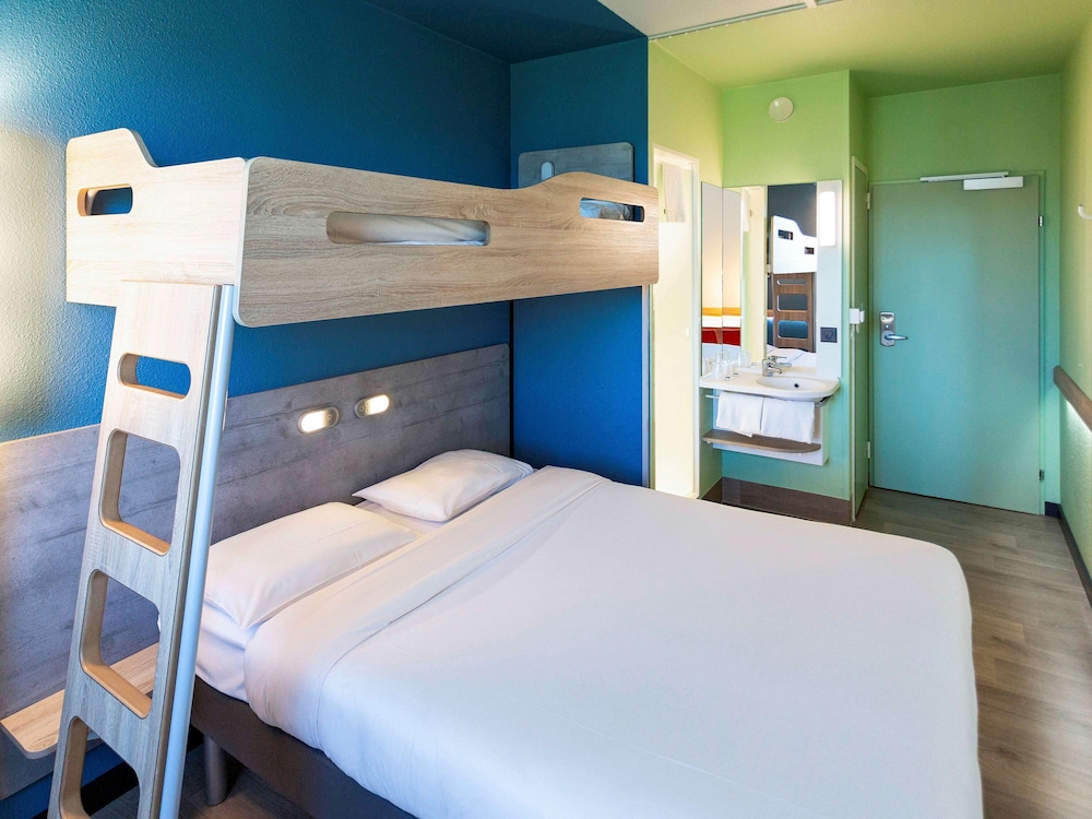 Triple Room, Multiple Beds photo 1