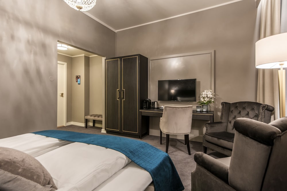 Superior Room, 2 Twin Beds, Non Smoking - Photo 6