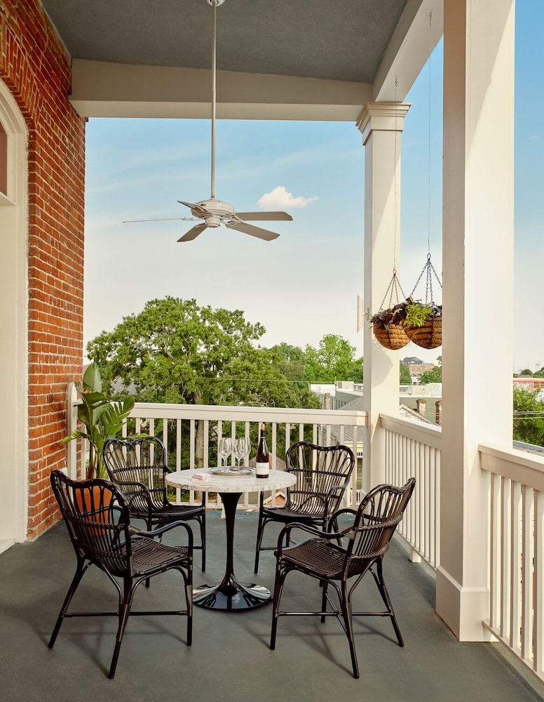 Superior Suite, Accessible photo 3