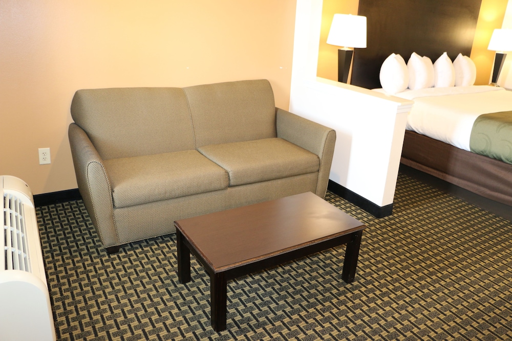 Standard Room, 1 King Bed photo 2