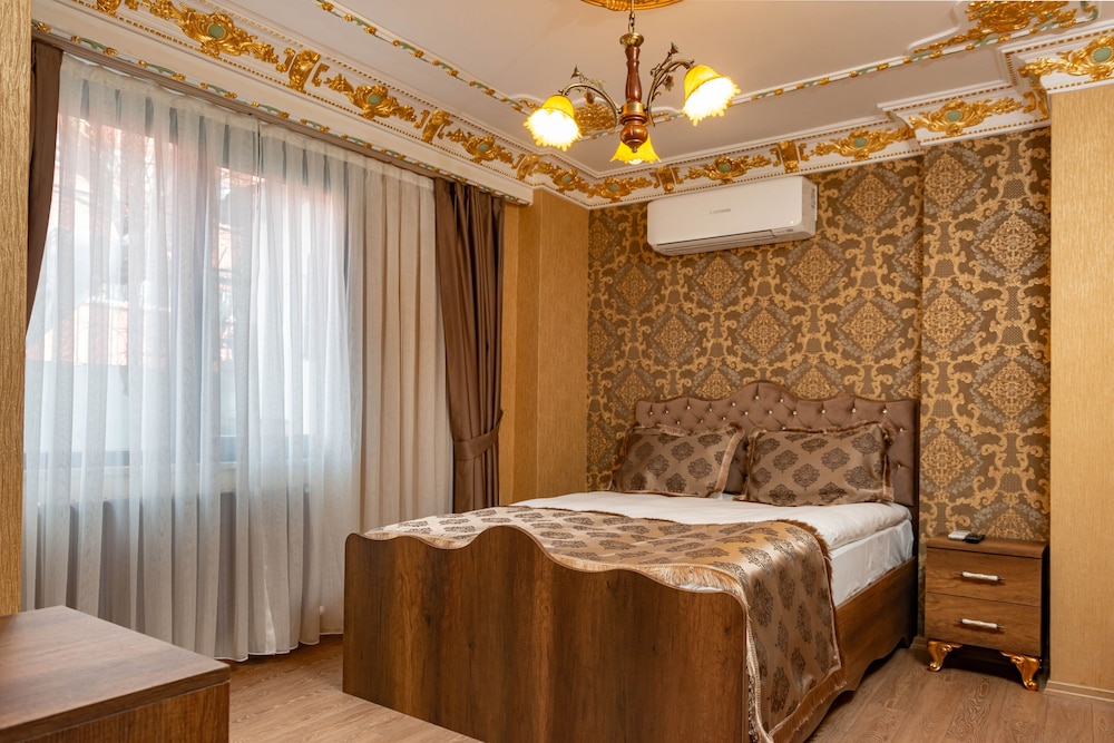 Luxury Room, 1 Double Bed, Non Smoking photo 3