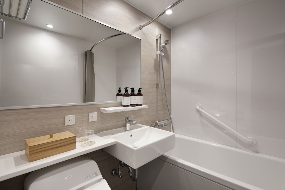 Room, 2 Twin Beds, Bathtub, Corner - Photo 4