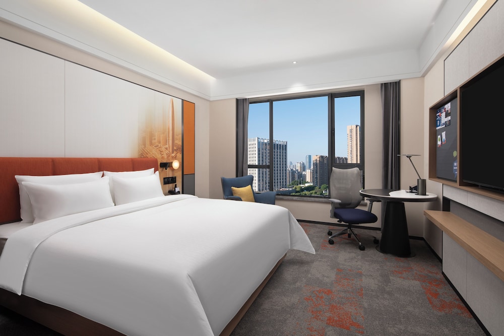 Comfort Double Room, 1 King Bed, Air conditioning, Mountain View photo 3