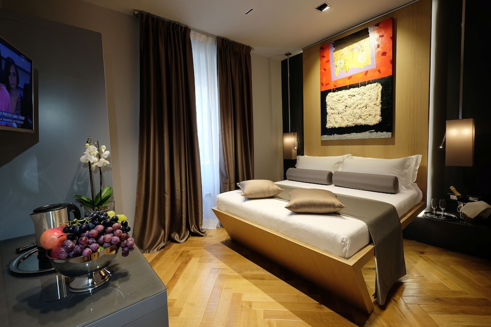 Standard Double Room, 1 Double Bed, Private Bathroom, Courtyard View photo 1