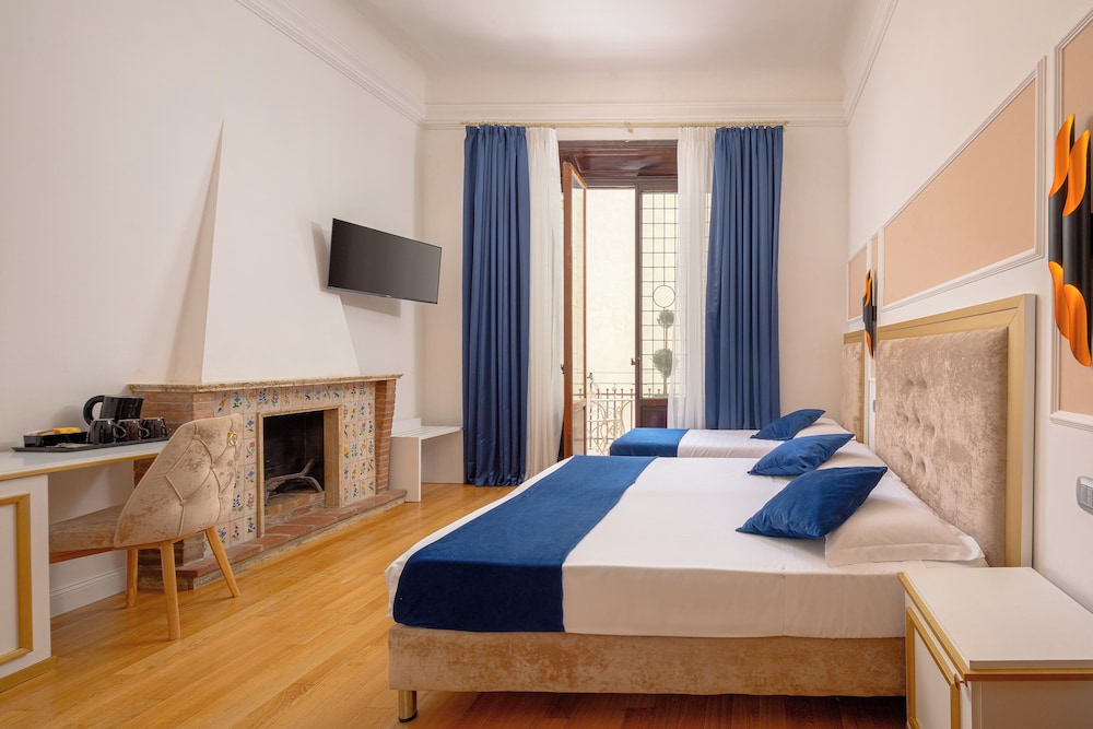 Comfort Triple Room