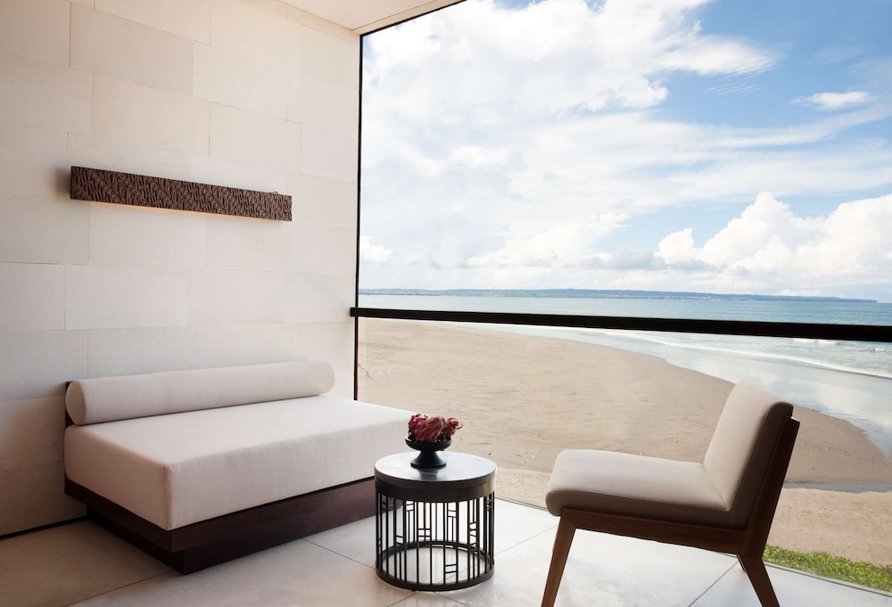 Suite, Ocean View photo 3