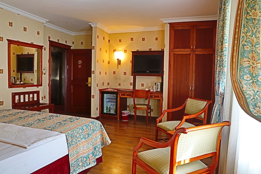 Standard Triple Room photo 3
