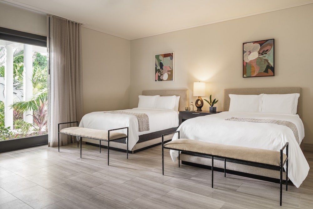 Three Bedroom Beachfront Villa At Rendezvous Beach