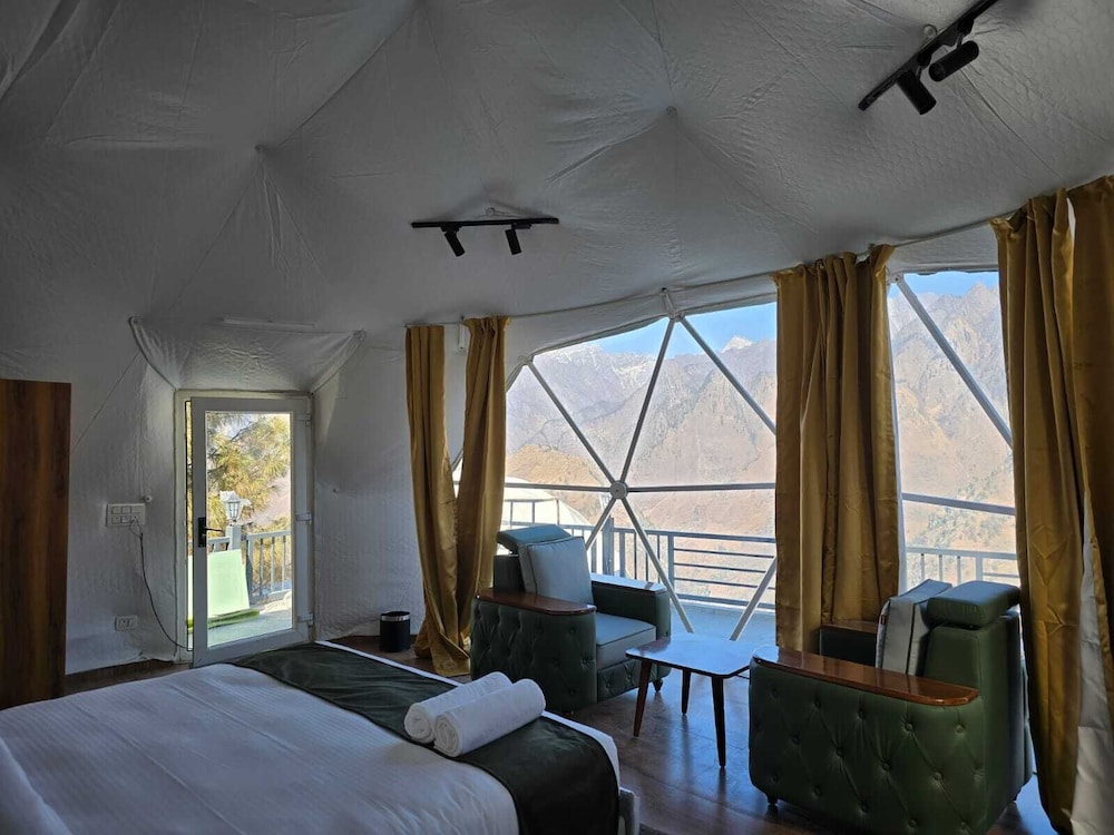 Presidential Room