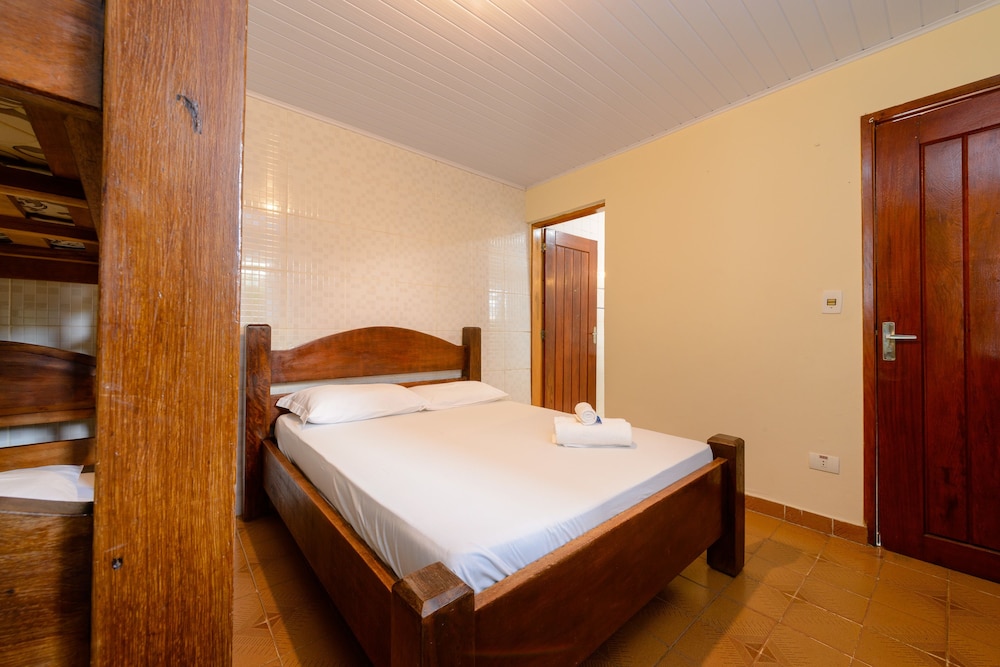 Quarto Quadruplo com estacionamento photo 3