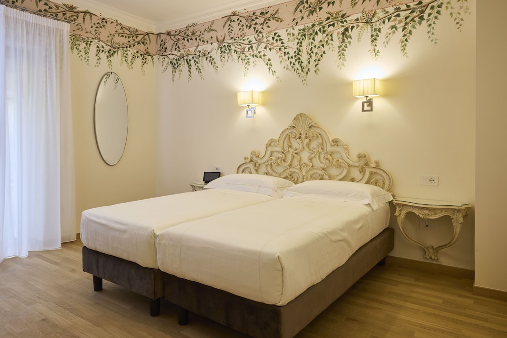 Suite photo 1