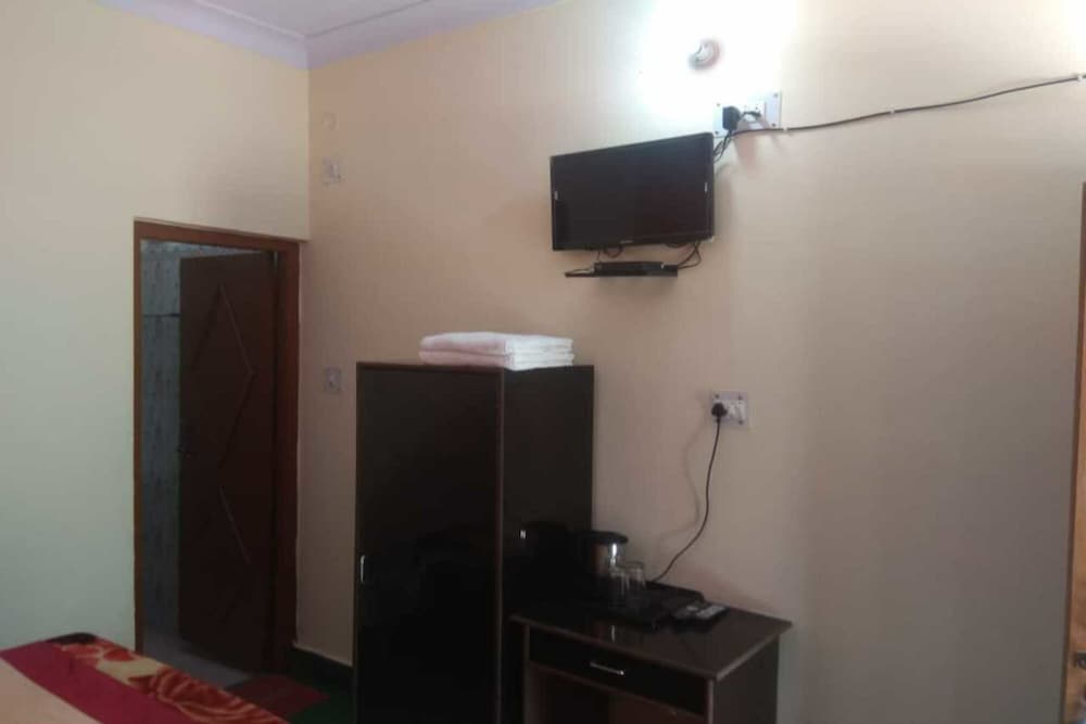 Economy Room photo 3