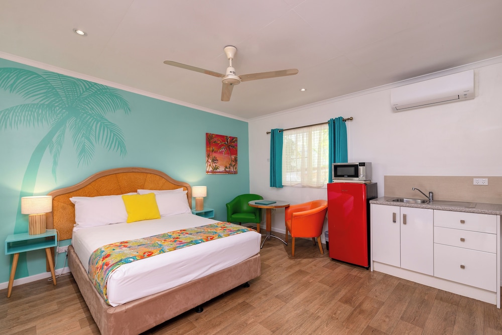 Studio, 1 Queen Bed - Photo 20