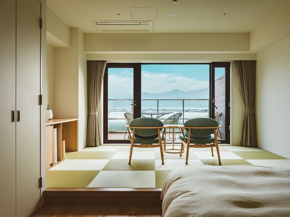 Japanese Western-style Room with Balcony, Non Smoking, No Private Bathroom - Photo 13