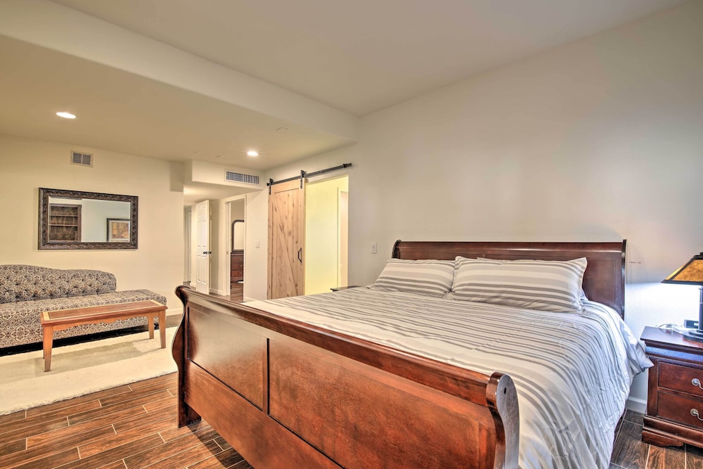 House (4 Bedrooms) photo 2