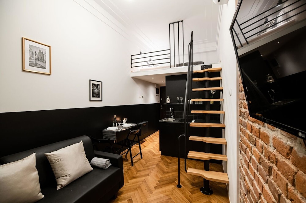 Apartment (D26)