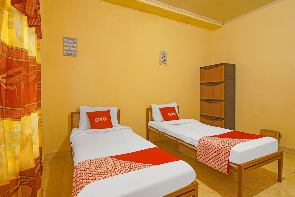 Standard Twin Room photo 1