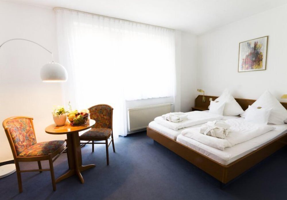 Standard Double Room photo 2