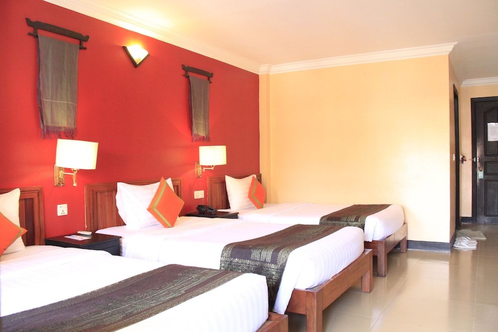 Superior Tripple Room, Balcony photo 1