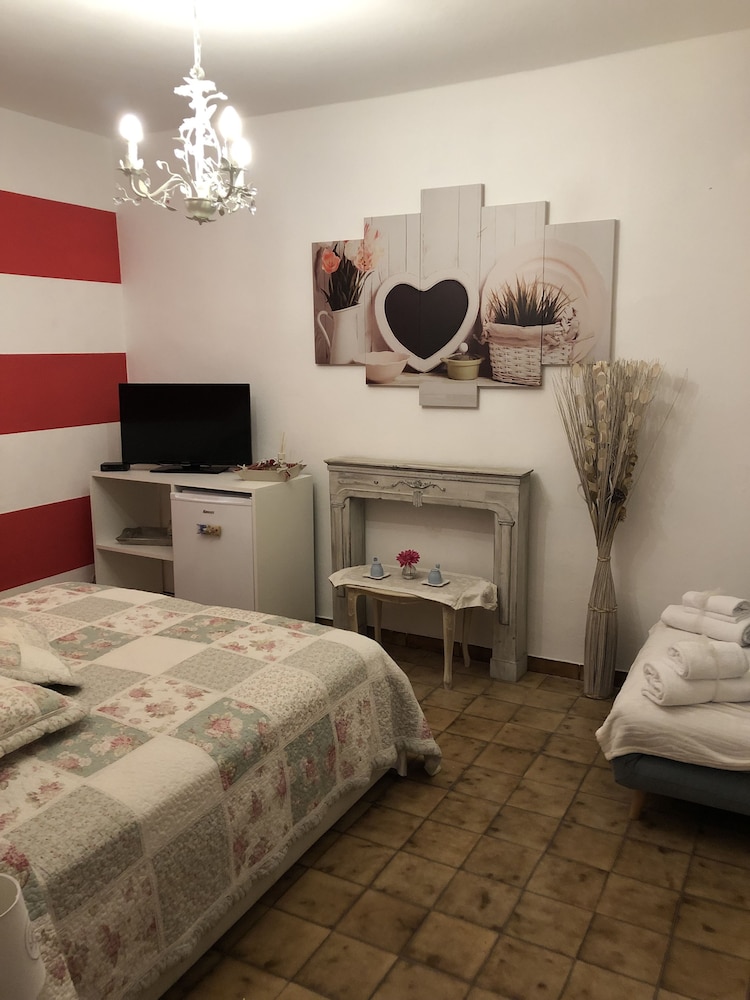 Suite (Rubino) photo 1