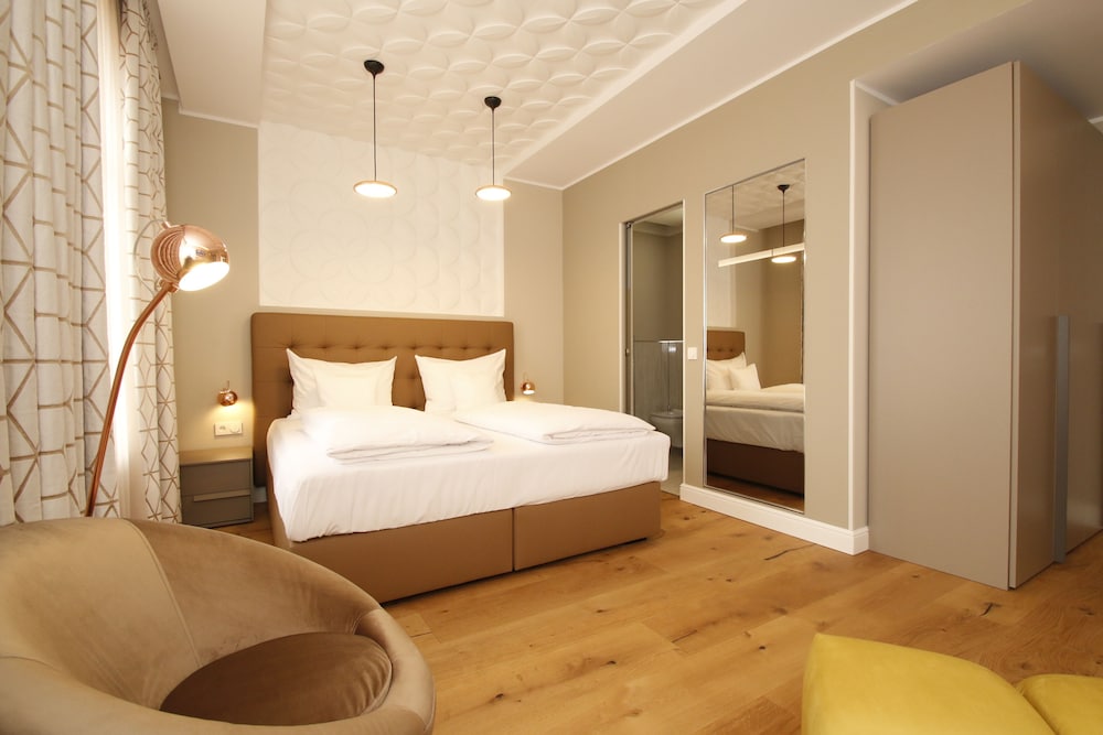 Superior Double Room, 1 King Bed, Non Smoking