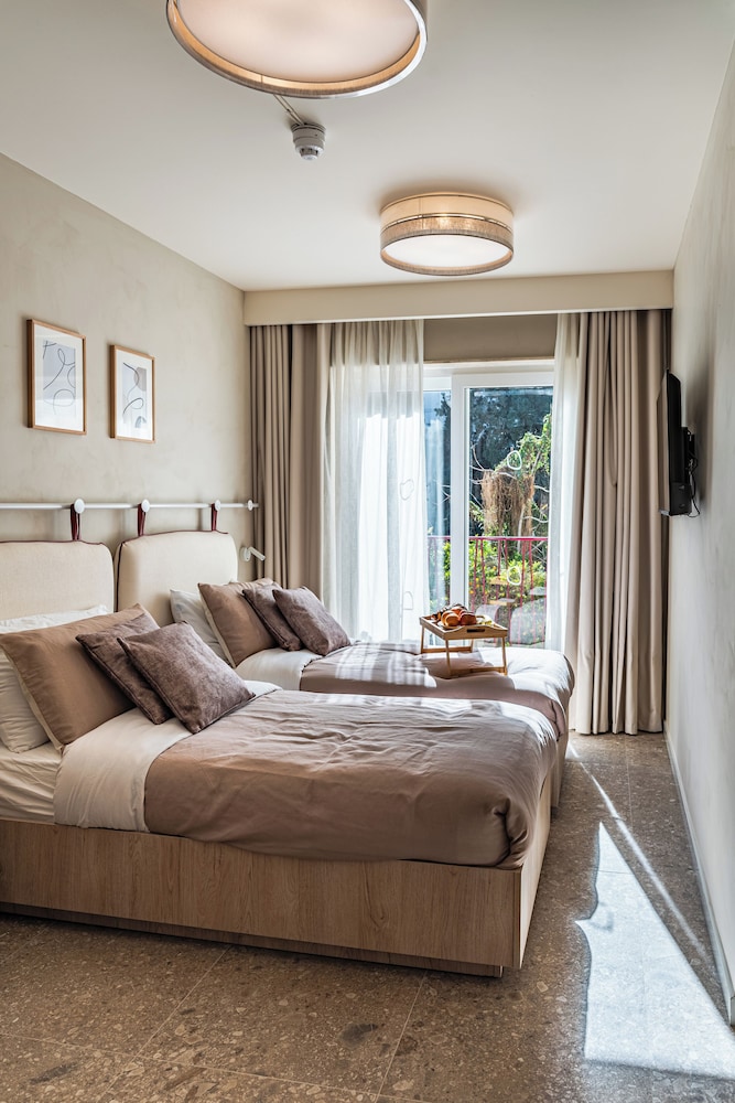 Comfort Twin Room (14)