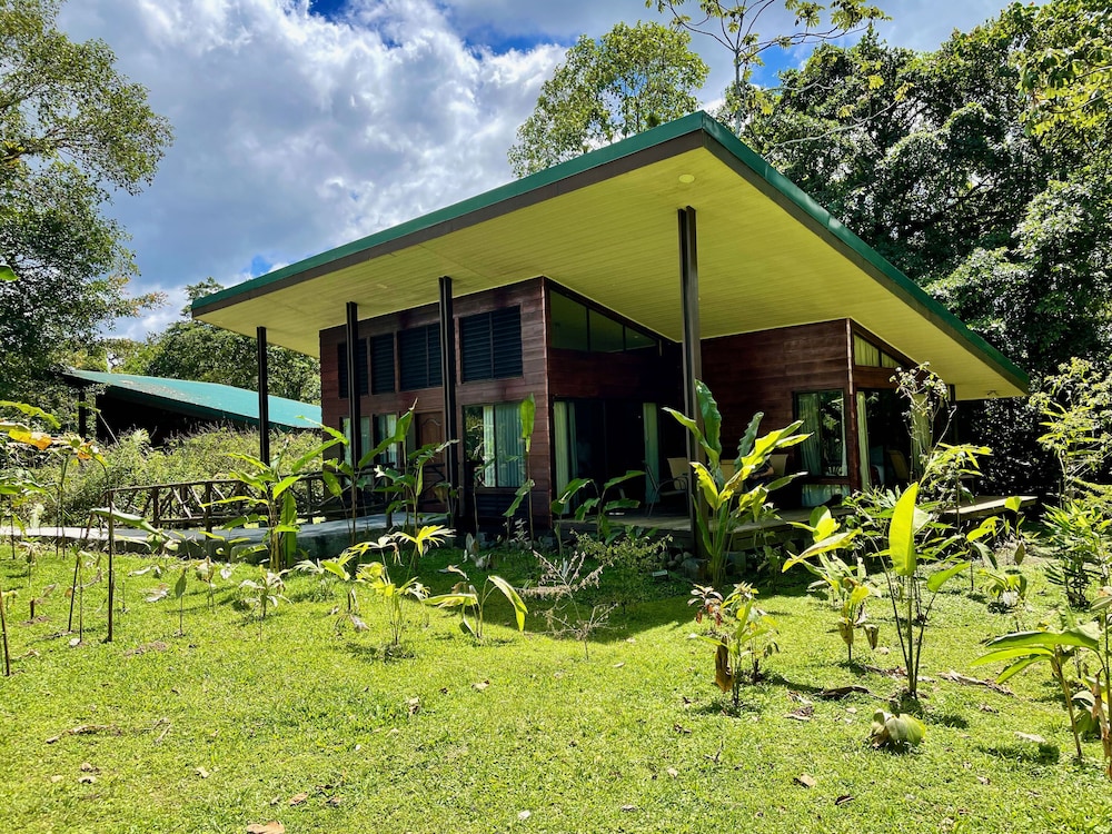 Family Villa, 2 Bedrooms, Non Smoking, Mountain View photo 3