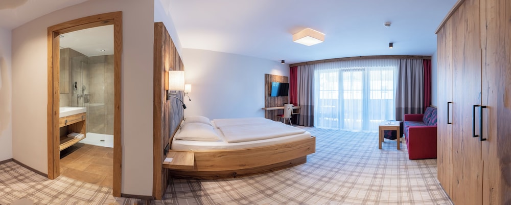 Club Double Room, Mountain View
