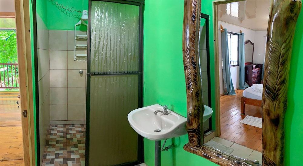 Premium Triple Room, 1 Bedroom photo 3