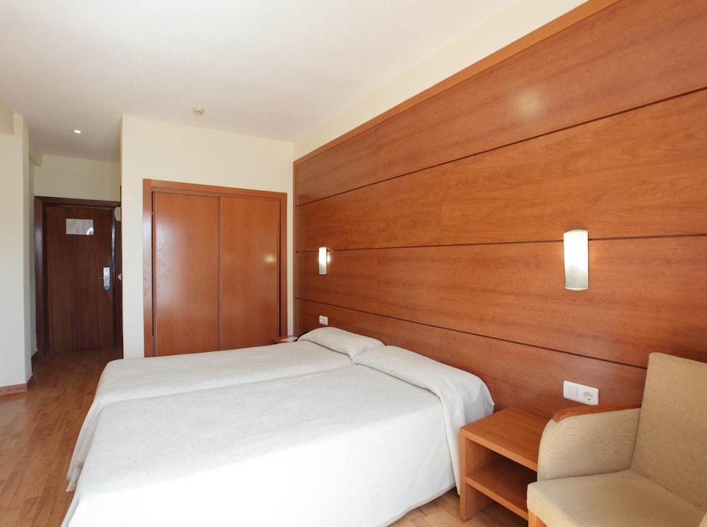 Double Or Twin Room, Balcony photo 2