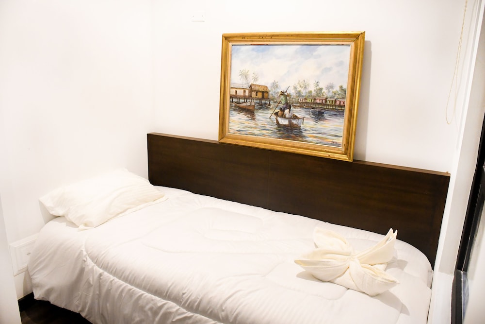 Standard Triple Room - Photo 3