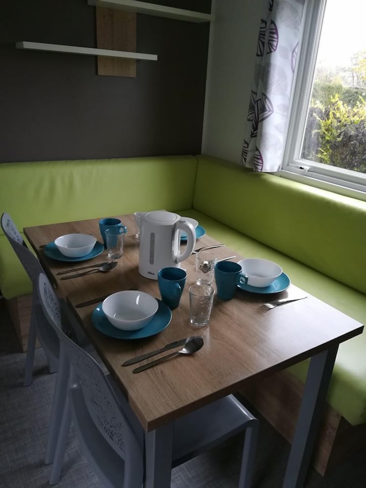 Mobile Home, 1 Bedroom - Photo 5
