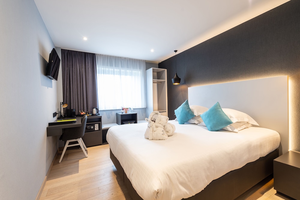 Classic Double Room, No Sea View - Photo 4