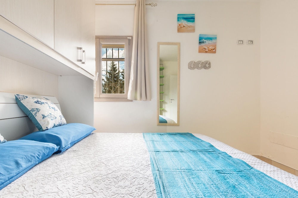 Villa photo 2