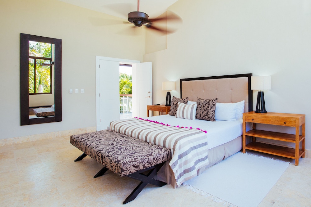 Deluxe Villa