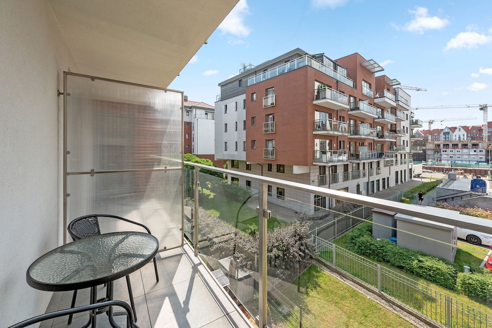 City Apartment - Photo 5