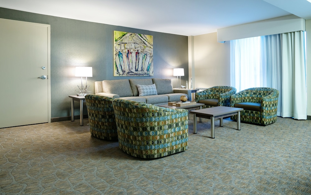 Premium Room, 1 King Bed, Transfer Shower, Non Smoking (View, Mobility, Transfer Shower)