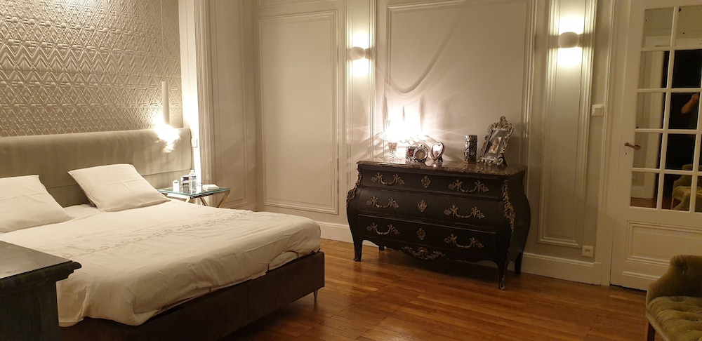 Double Room, Garden View (Heritage)