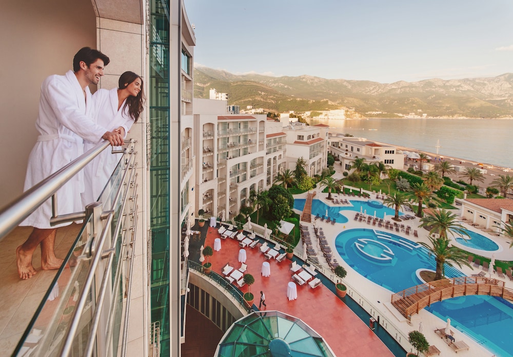Superior Double or Twin Room, Balcony, Sea View - Photo 6