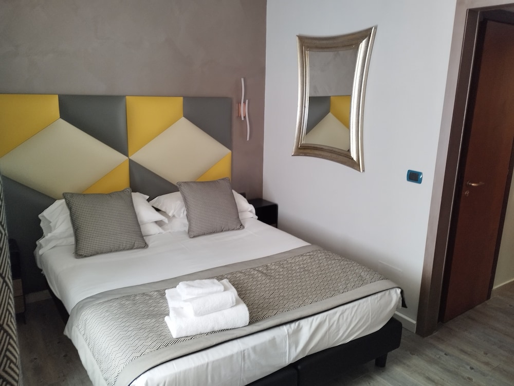 Double or Twin Room photo 1