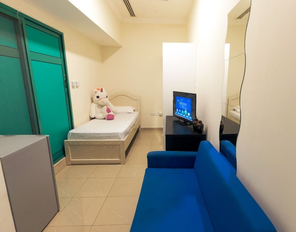 Comfort Room, Women only, City View, Tower photo 3
